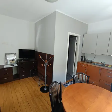 Sun Kiss Sveciu Namai 公寓