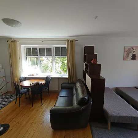 Sun Kiss Sveciu Namai Apartment *