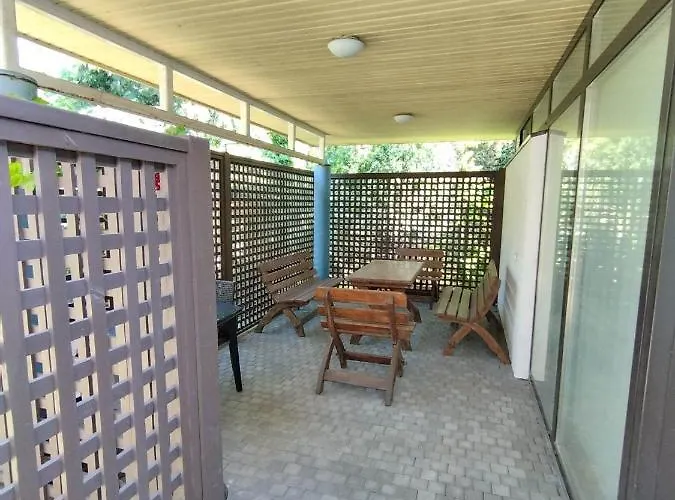 公寓 Sun Kiss Sveciu Namai *