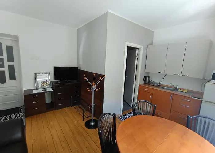 Sun Kiss Sveciu Namai 公寓